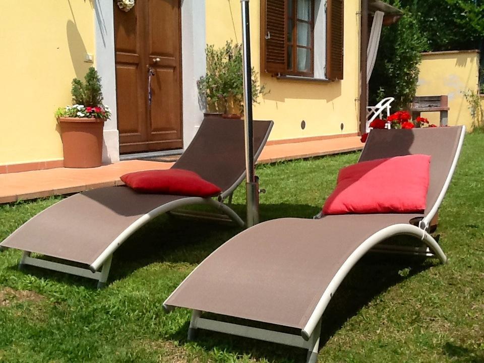 La Rondine Apartment Лука Стая снимка