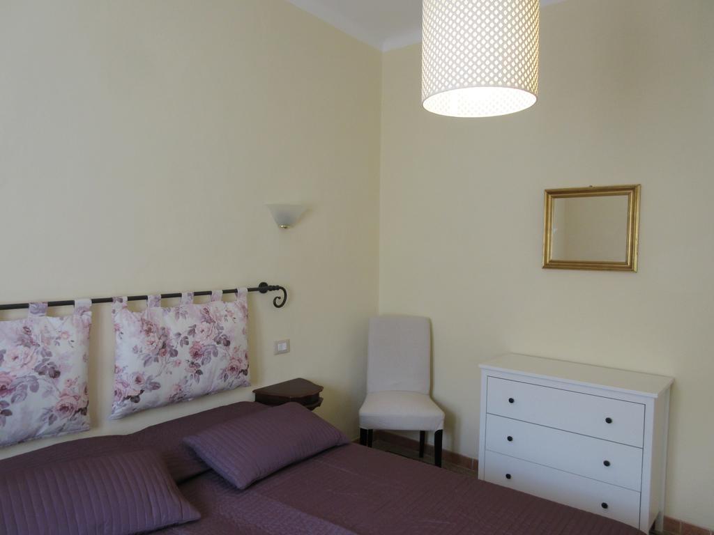 La Rondine Apartment Лука Екстериор снимка