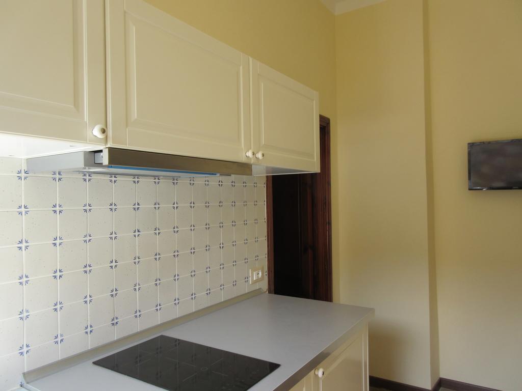 La Rondine Apartment Лука Екстериор снимка