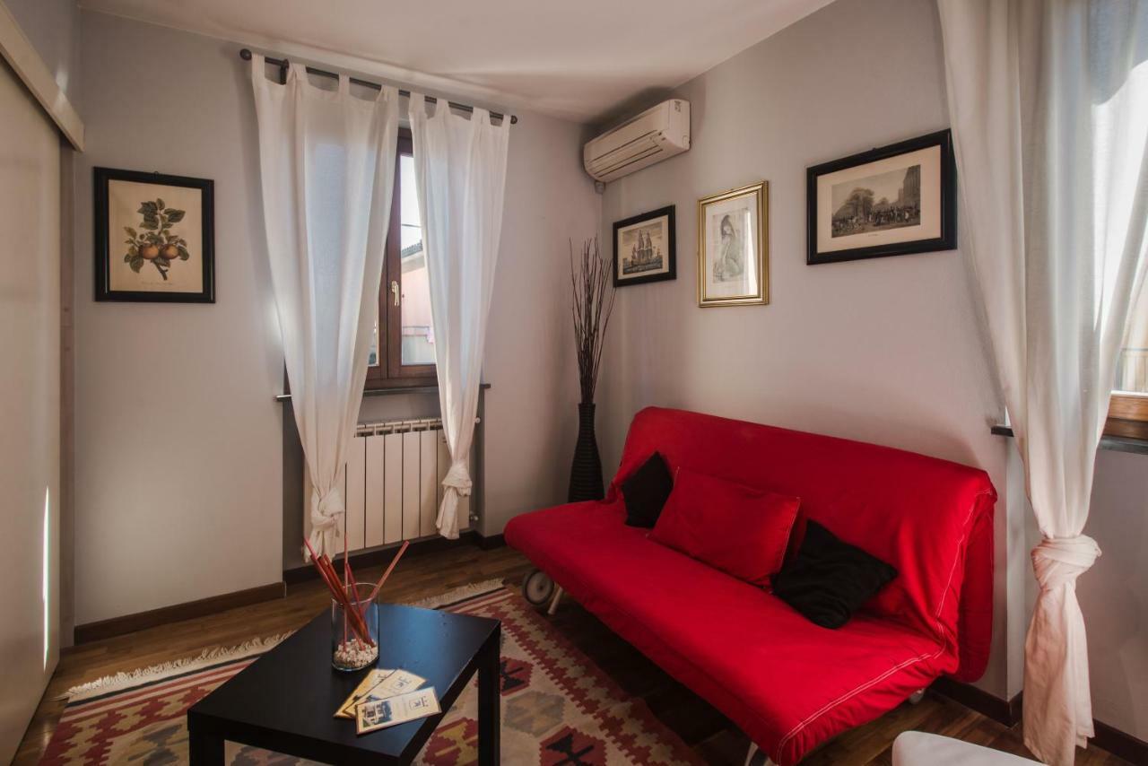 La Rondine Apartment Лука Екстериор снимка